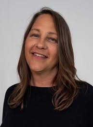 Debbie Dahnke's Instagram, Twitter & Facebook