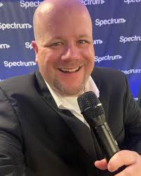 Chris Bennis Entertainment