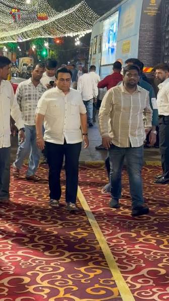 Dilip Joshi Aka Jethalal At Bappa’s Darshan!