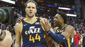 A 6'8 forward outta croatia bojan bogdanovic 30 pts, lbj 28 pts 12 reb 8 ast full highlights | cleveland cavaliers vs. Jazz S Bojan Bogdanovic To Undergo Season Ending Surgery On Right Wrist Report Says Cbssports Com