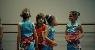 Through dance, lives are told, memories recounted: Petite Fille Sasha 7 Ans Un Film Bouleversant Et Un Hymne A La Tolerance Remarque A La Berlinale 2020 Frenchtouch2