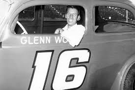 Glen Wood Nascar Hall Of Famer And Patriarch Of The Racing World Dies At 93 Racing News Racing Nascar Trucks