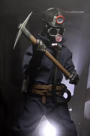 Looks awesome, i'm guessing a figure like that costs an arm? Shout Factory Exclusive Neca My Bloody Valentine The Miner Retro Figure Daily Geek Report