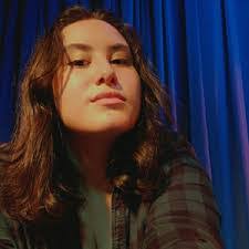 Amanda Aviles's Instagram, Twitter & Facebook