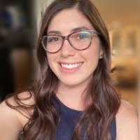 Elizabeth Malley's Instagram, Twitter & Facebook