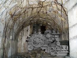 Now What Is This Machine Doing In A Hidden Cave Man Made But Leave Opened For Years Until Some Guy Found Th Ancient Mysteries Ancient Aliens Ancient Humans