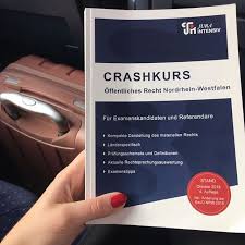 Daran anschließend erfolgt eine ausführliche besprechung in juristischer und rhetorischer hinsicht. Crashkurs Instagram Posts Photos And Videos Picuki Com