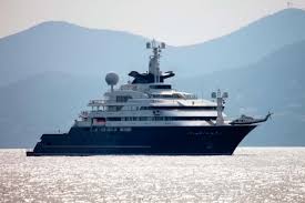 This yacht offers 200 square metre suite covering the entire third floor. Paul Allen S Superyacht Octopus Which He Once Called Too Big Listed For A Whopping 325m Geekwire