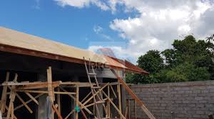 Atap garasi spandek + kalsibot : Kanopi Baja Ringan Bali Roofing