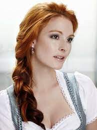 Rare Dirndln Best Dirndl Hairstyles Then And Now Beautiful Red Hair Redhead Beauty Red Hair