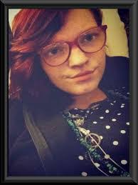 Jewel Storey's Instagram, Twitter & Facebook