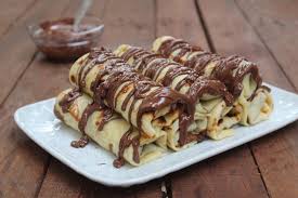 Crepes alla nutella, un binomio indissolubile, è impossibile parlare delle crepes senza che venga in mente la nutella o viceversa. Crepes Arrotolate Alla Nutella Cibo Che Passione