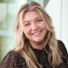 I'm so excited to announce that I just accepted an offer for a 2021 Summer  Internship with Walmart! I will be joining Walmart as a Supply Chain Intern  in the Grocery Distribution