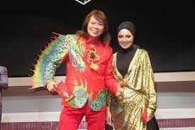 Dowbload pdf file (large file 40m) visit kee hua chee web blog! Dato Kee Hua Chee Wikipedia Kee Hua Chee Live Princess Dr Becky Leogardo Brings Dato Kee Hua Chee Live Respect 1 000 000 By Aesos Lai Of Hitorinema