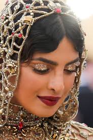 Priyanka Chopra Met Gala Priyanka Chopra Met Gala Met Gala 2018 Red Carpet Makeup Celeb Celebrity Celebritycl Priyanka Chopra Makeup Met Gala Priyanka Chopra
