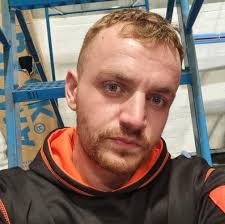 Dayz server with pve/pvp zones and community features