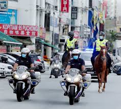 The district of petaling was established on 1 february 1974, the same day kuala lumpur was declared a federal territory. No Horsing Around Police In Serdang Rope In Four Legged Friends To Ensure Covid 19 Sop Compliance Kaw Rojak Daily