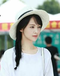Just one smile is alluring / a smile is beautiful. Love 020 Zheng Shuang Facebook