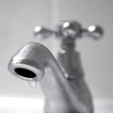 Speziell für hochliegende wasserhähne gibt es. Wasserhahn Entkalken Diese Tipps Helfen Wirklich Stern De