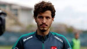 Trabzonspor'da transfer politikası ucuz, kaliteli, genç futbolcularla bonservisi elinde yıldızlar. Salih Ucan In Menajerinden Trabzonspor Aciklamasi Fotograflari Foto Galerisi Foto Haberleri