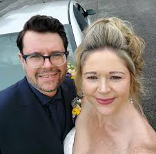 Where's the best place to get breakfast in Llangollen please?