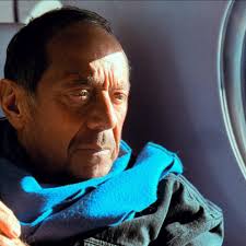 USA AFRICA . + LionelRichie Lionel Richie -Mutlak çağrıyı önemsediğimizde,  zaman gelmiş demektir. . . 3 KennyRogers Kenny Rogers Rol уартауа devam  edemiyoruz, günler geçtikçe . Tina Turner -Biz tanrının müthiş  ·Bietanmihisbiailia