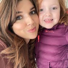 Hi, I'm looking for recommendations ,quotes for a wedding photographer  please. Venue is in mold and would be needed for the 10th October for  ceremony and reception (3 hours) . Many thanks .