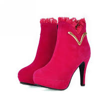 Resultado de imagem para botas pink