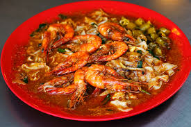 Despite numerous regional varieties, it is usually made with flat rice noodles, shrimps, eggs, cockles, bean sprouts, chives, and chinese sausage. Mali S Corner Char Koay Teow Platinum Walk Setapak
