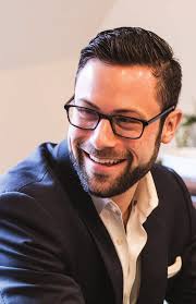 WHY THIS ADVISOR HELPS CLIENTS GIVE AWAY MONEY