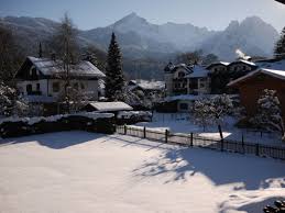 Buchen sie hier direkt online ihre. 2 Zimmer Wohnung Zu Vermieten Hollentalstr 40 82467 Garmisch Partenkirchen Garmisch Partenkirchen Kreis Mapio Net