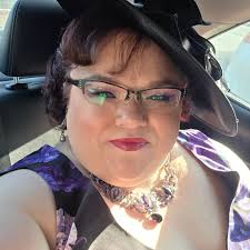 Do others get distracted while listening to audiobooks?