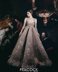 Designer Gowns For Indian Wedding Reception And Cocktail Parties Some modern brides prefer different wedding reception dresses. designer gowns for indian wedding