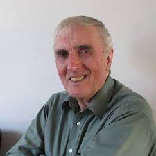 Angel Pavement : Priestley, J. B.: Amazon.co.za: Books