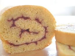 Gateau Roule A La Fraise Gateau Roule Roule A La Fraise Gateau Sans Gluten
