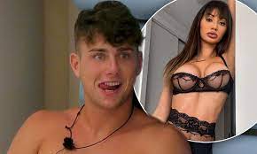 Too Hot To Handle EXCLUSIVE: Harry Jowsey reveals details behind THAT  scandalous oral sex scene | Daily Mail Online