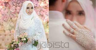 Suami ziela jalil banyak dugaan sejak beristeri dua, isteri pertama tahu selepas sebulan kahwin suami ziela jalil dedah apa. Giliran Dr Puteri Julia Pula Bergelar Raja Sehari Dress Kahwin Inai Putih Bertatah Batuan Manik Curi Tumpuan Hijabista