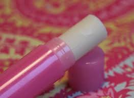 Stick Levres Amande De Cerise Luciefer Stick Levre Levre La Beaute Naturelle
