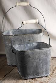 Metal Square Buckets Set Of Two Zinc With Handles 6 5 8 5 22 Set Galvanizado Baldosas Latas Antiguas