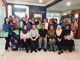 Rabu, pusat kegiatan guru parit raja mengadakan bengkel pengurusan nilam fasa 1 dan pengautomasian pss. Bengkel Perpustakaan Keluarga Pustaka Negeri Sarawak Facebook
