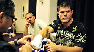 UFC fighter/ex-Marine Brian Stann honors 9/11