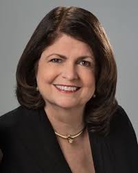 Karen Hildreth's Instagram, Twitter & Facebook