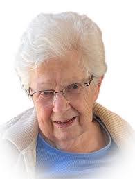 Nellie White's Instagram, Twitter & Facebook