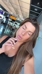 Have you been there? Do you think it’s fixable ? Do you believe in mending  your heart?