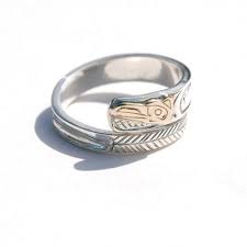 Gold Silver Raven Ringhaida Ring Northwest Coast Arthaida Etsy Hand Engraved Jewelry Jewelry Silver Wrap Ring