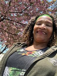 Step by 👣 ~ enjoying my neighborhood 😁❤️🇵🇦