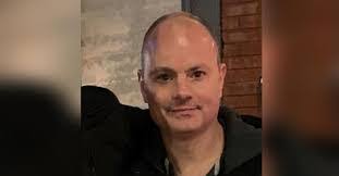 Earl Lanham's Instagram, Twitter & Facebook