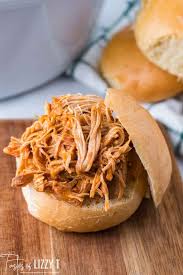 Heat the shredded chicken mixture before serving. Shredded Barbecue Chicken Sandwiches Easy Slow Cooker Recipe