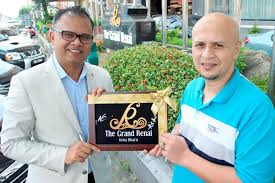 Kopitiam kita (1, 8 km), four seasons. Konsep Tradisional Kelantan Hiasi Grand Renai Kota Bharu