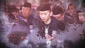 See more of seragam sakral psht on facebook. Pelantikan Edhie Baskoro Yudhoyono Sebagai Anggota Psht Persaudaraan Setia Hati Terate Youtube